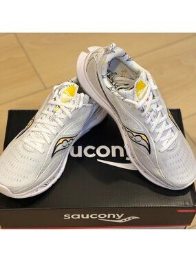 Saucony Kinvara 13 Running Shoes Mens 8.5 White Multi